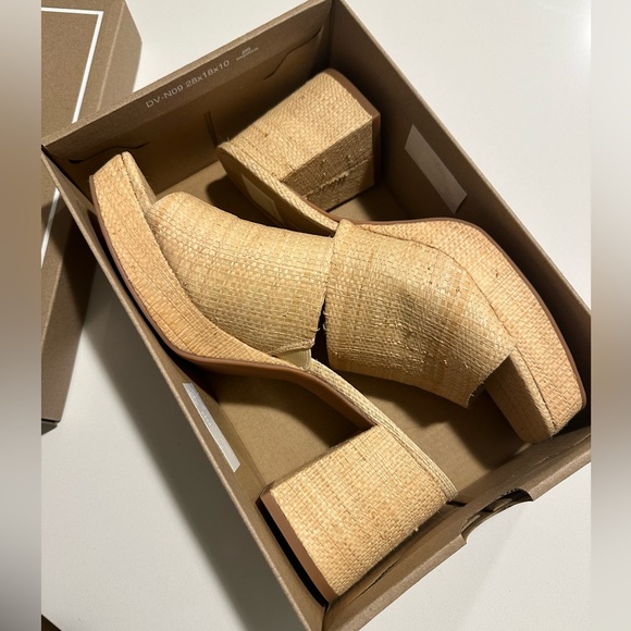 Dolce Vita Marsha Heels in Light Natural Raffia - Picture 6 of 9